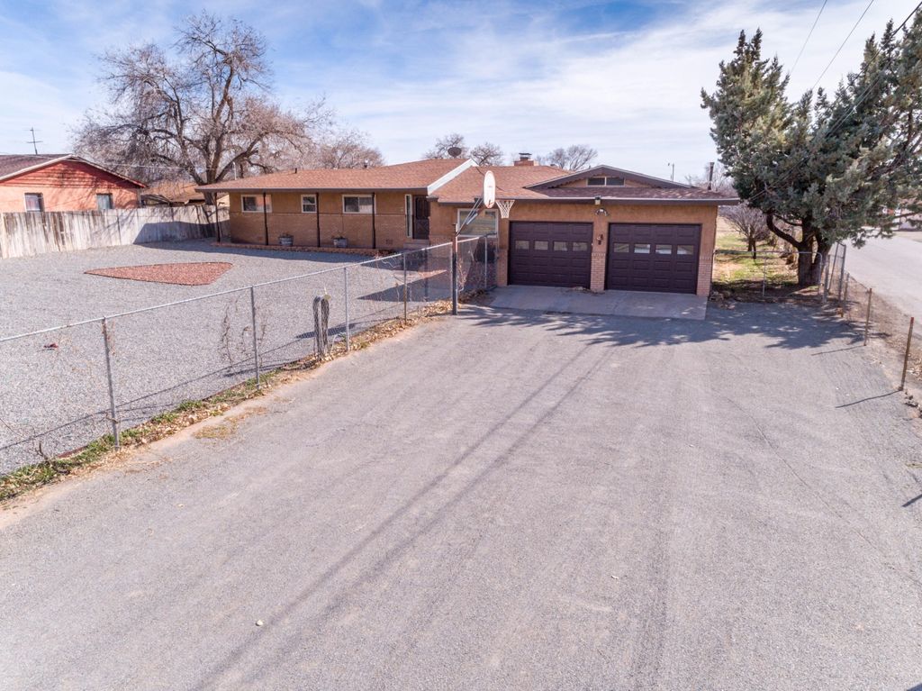 2910 Barcelona Rd SW, Albuquerque, NM 87105 Trulia