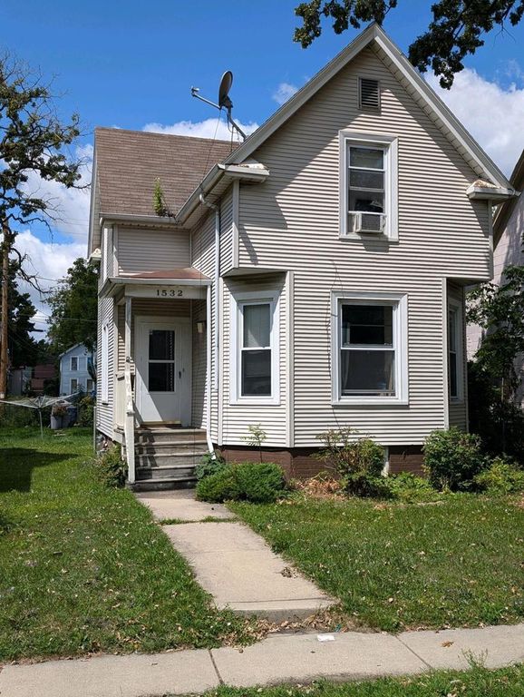 1532 South Memorial DRIVE, Racine, WI 53403