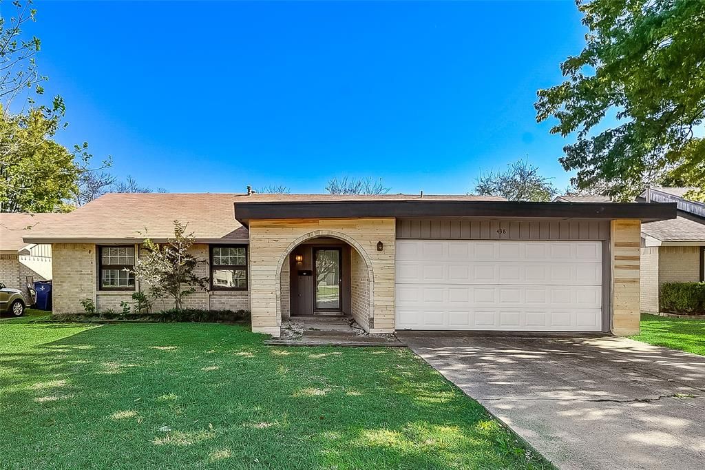 438 Clearfield Dr, Garland, TX 75043