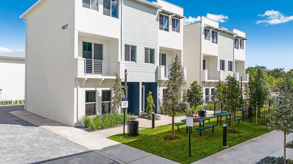 L’Appartement AMERICANA N/S Fooded P/O L'Appartement AMERICANA N/S Fooded P/O L'Appartement AMERICANA N/S