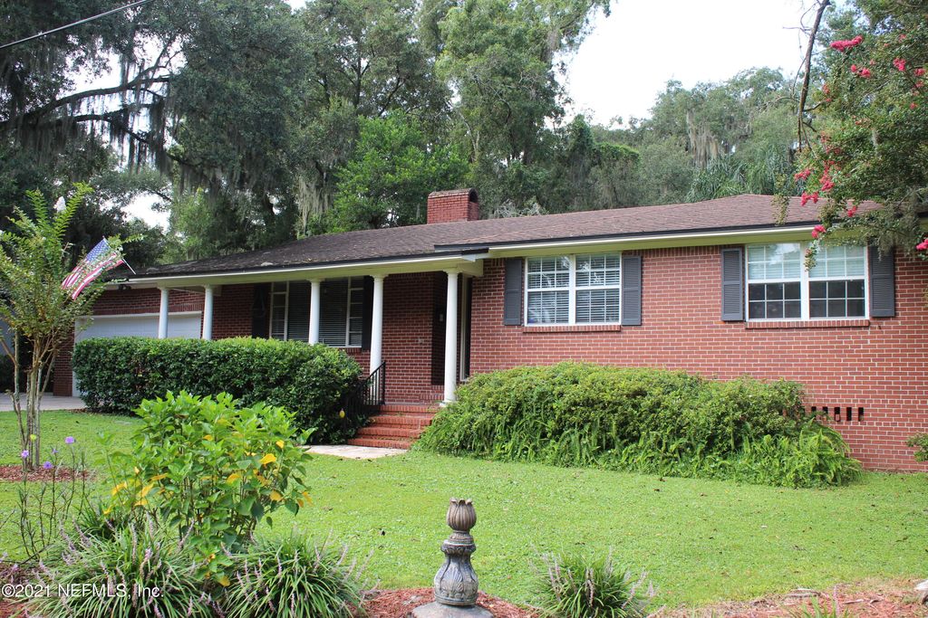 1244 Glengarry Rd, Jacksonville, FL 32207
