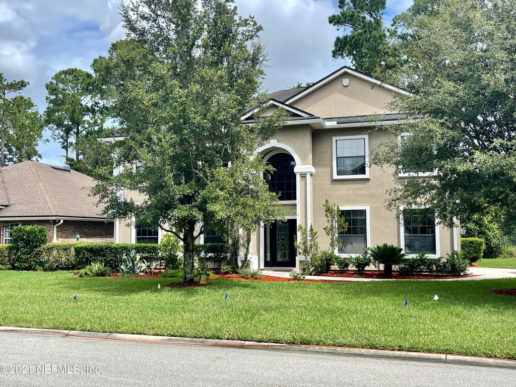 1701 Cypress Glen Dr, Fleming Island, FL 32003