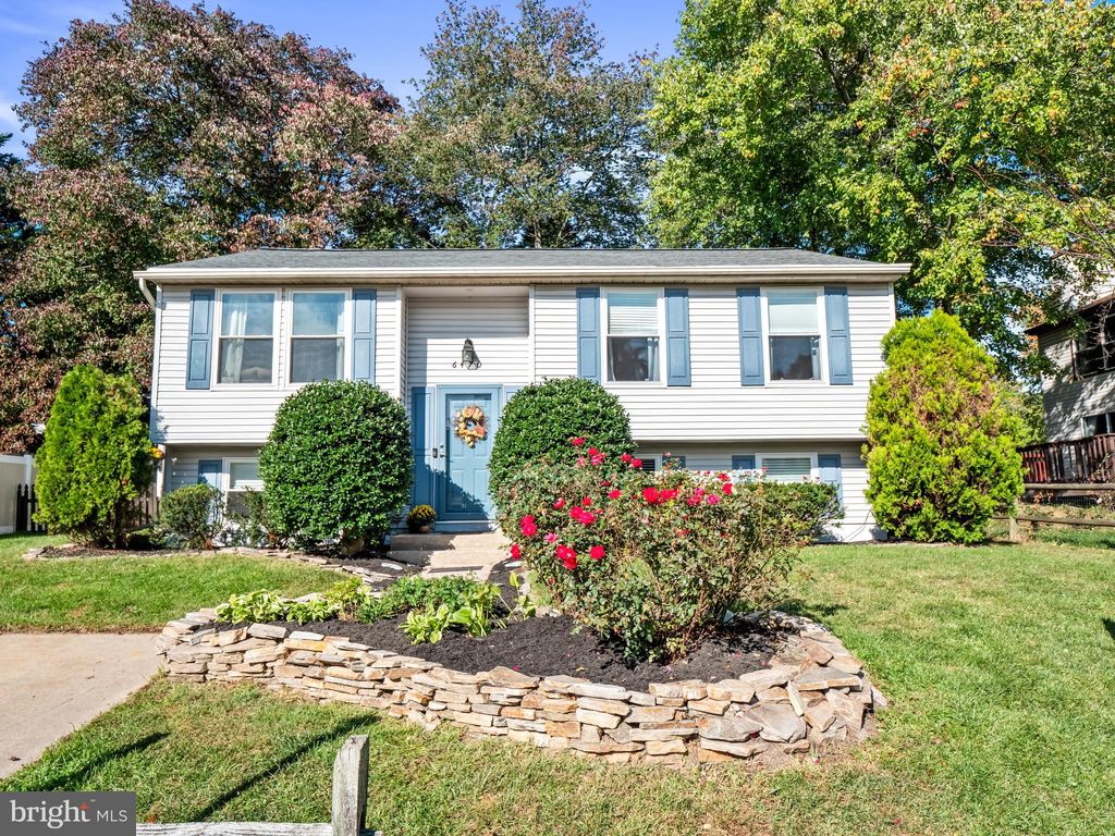 6470 Grommet Dr, Elkridge, MD 21075