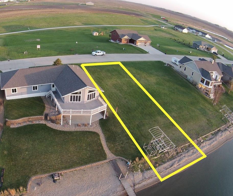 19 Dr, Lake Park, IA 51347 Trulia