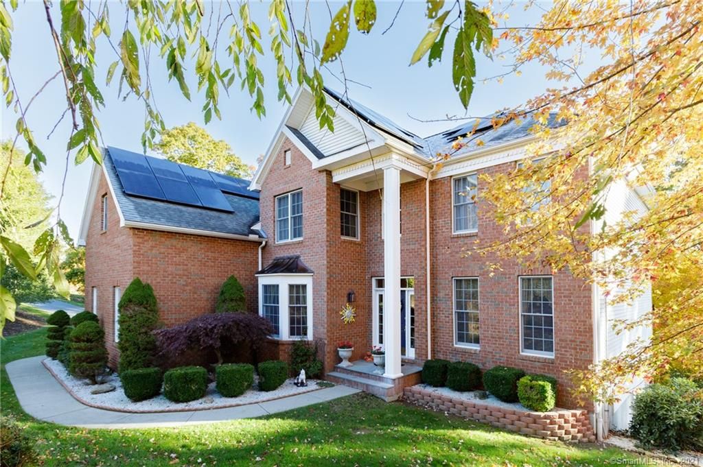 62 Auburn Knl, East Hampton, CT 06424