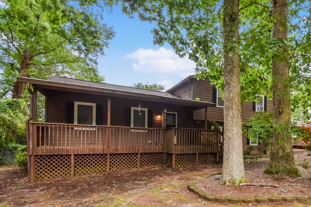 23 Landmark Ln SW, Marietta, GA 30060