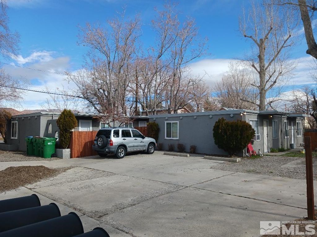 615 Anderson St, Carson City, NV 89701