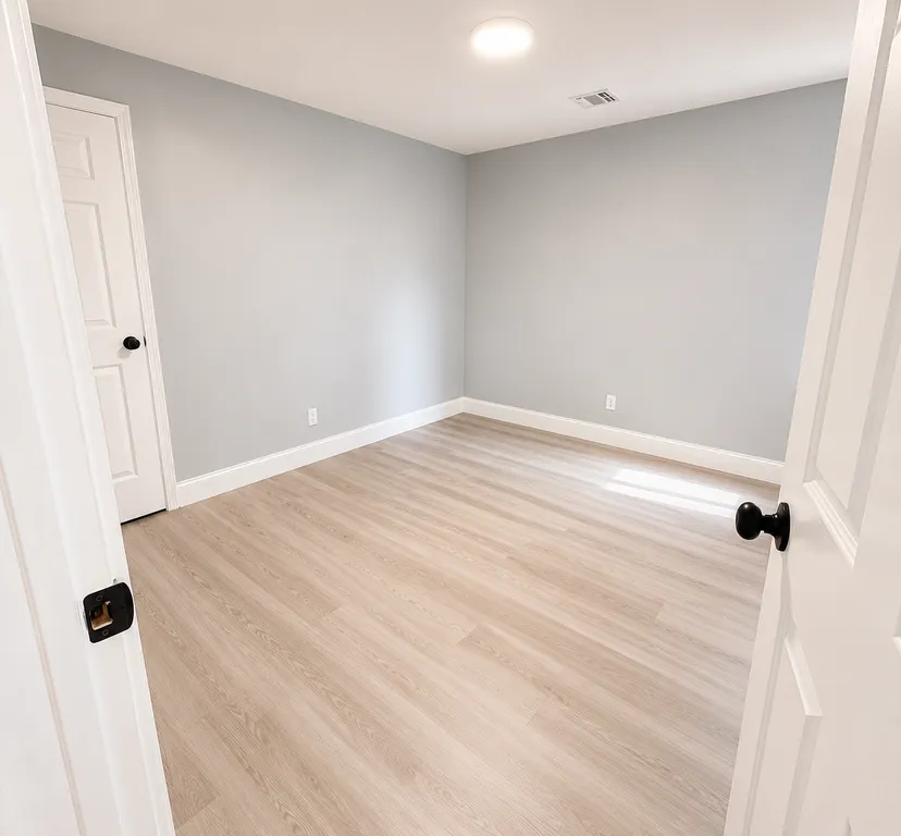 4 Bedrooms at 96 Eaton Pl #1R, East Orange NJ — photo 5