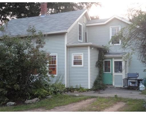 56 Front St, West Brookfield, MA 01585