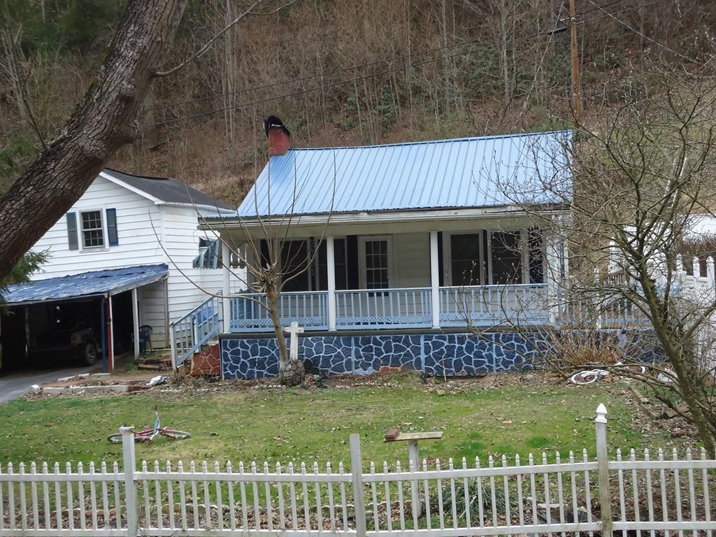 3761 Stewart St, Welch, WV 24801 Trulia