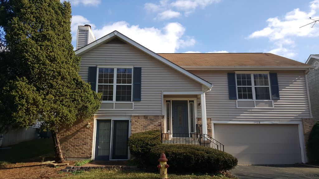1428 Horseshoe Bnd, High Ridge, MO 63049
