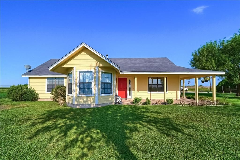 18722 FM 973 N, Coupland, TX 78615