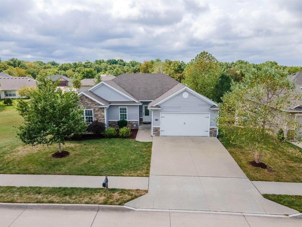 3104 Granite Creek Dr, Columbia, MO 65202