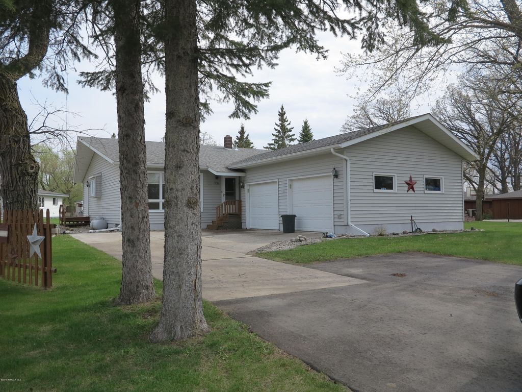 308 Cleveland Ave E, Karlstad, MN 56732 Trulia