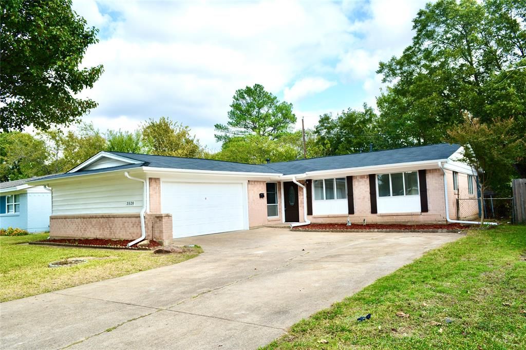 3520 Pleasant Run Rd, Irving, TX 75062