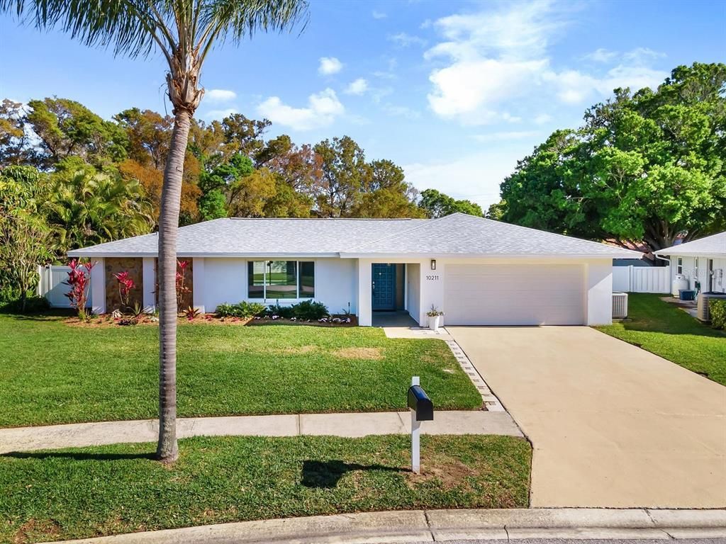 10211 135th St, Largo, FL 33774 - See Est. Value, Schools & More