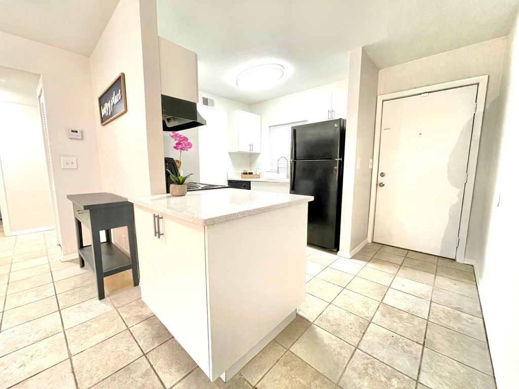 7301 W University Ave, Gainesville, FL 32607