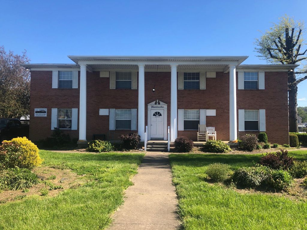 2203 Adams Ave #5, Huntington, WV 25704