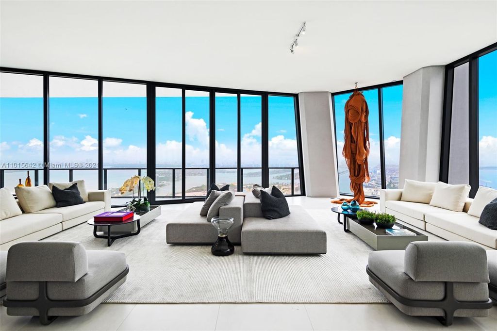 1000 Biscayne Blvd #5401, Miami, FL 33132