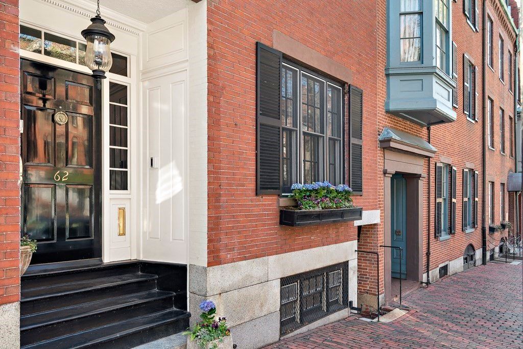 NEW Classic Beacon Hill Neighborhood on Myrtle Street in 