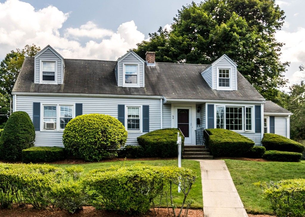 64 Berkley St, Waltham, MA 5 Bed, 2 Bath SingleFamily Home 29