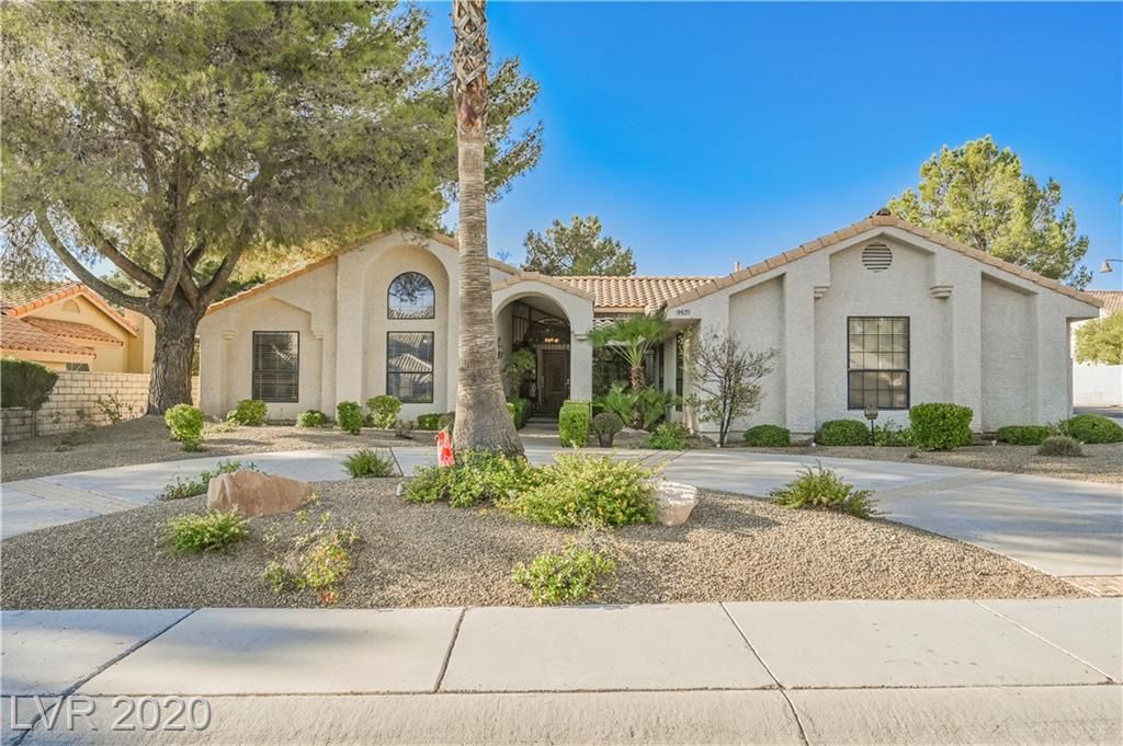 9521 Coral Way, Las Vegas, NV 89117