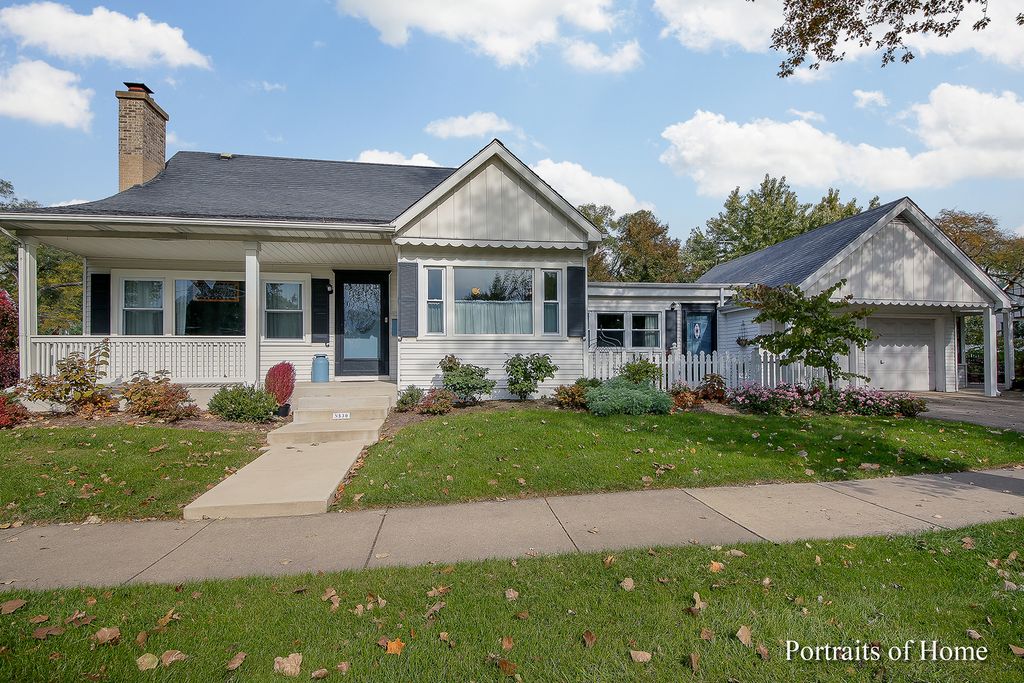 530 Fairview Ave, Glen Ellyn, IL 60137