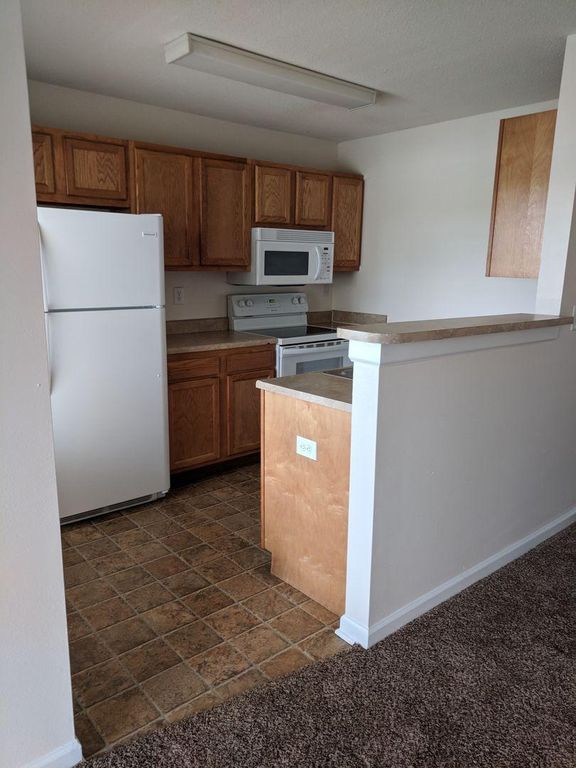 711 W Trafalgar Pointe Way, Trafalgar, IN 46181