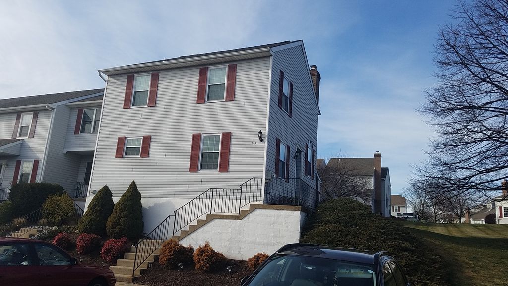 500 Stratford Ct, Lansdale, PA 19446