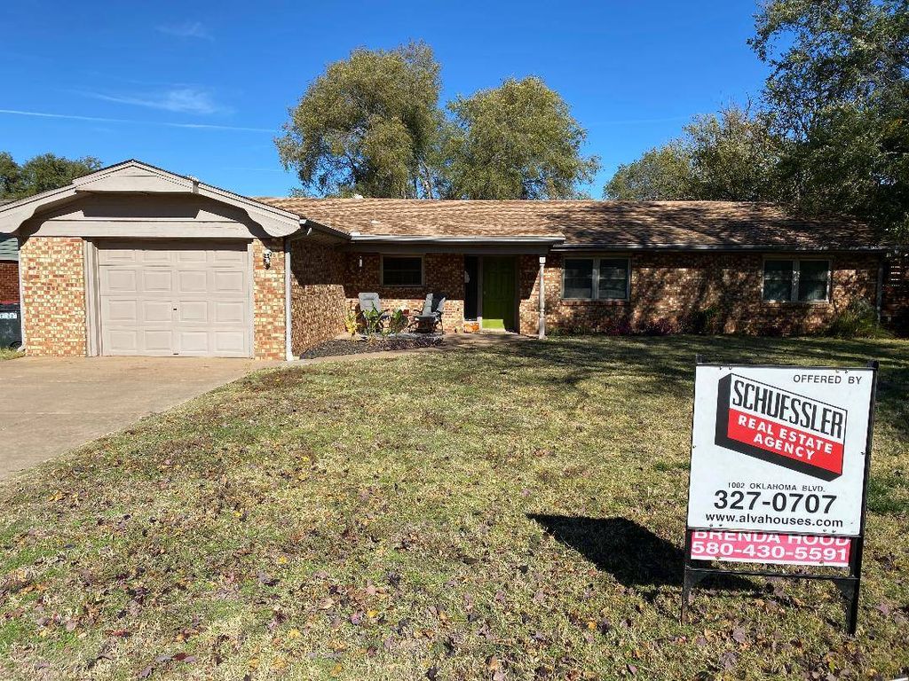 1720 Maple St, Alva, OK 73717