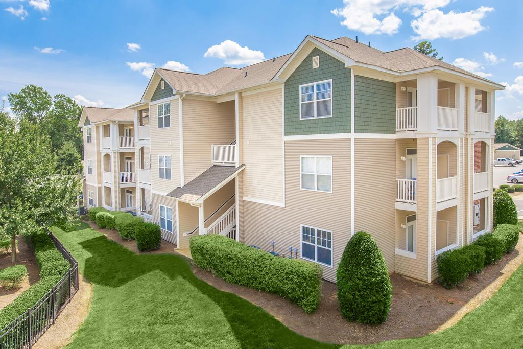 303 Walkers Mill Cir, Rock Hill, SC 29732