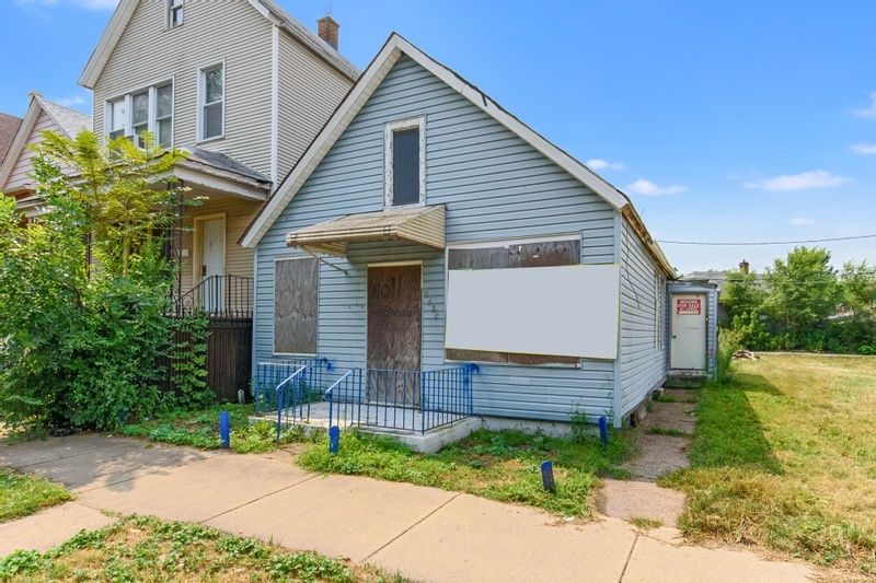 8430 S Baltimore Ave, Chicago, IL 60617