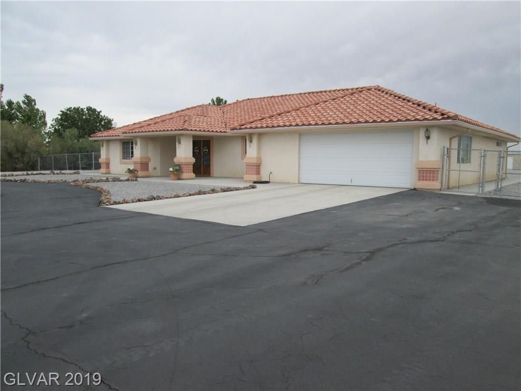 1641 Iguana St, Pahrump, NV 89048