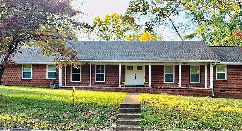 200 Oak Hill Ave, Sheffield, AL 35660 Trulia