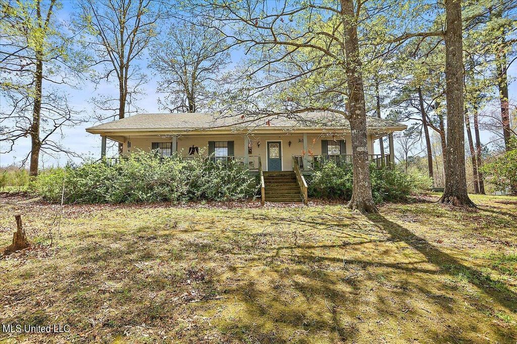 100 Hackamore Ln, Brandon, MS 39047 Trulia
