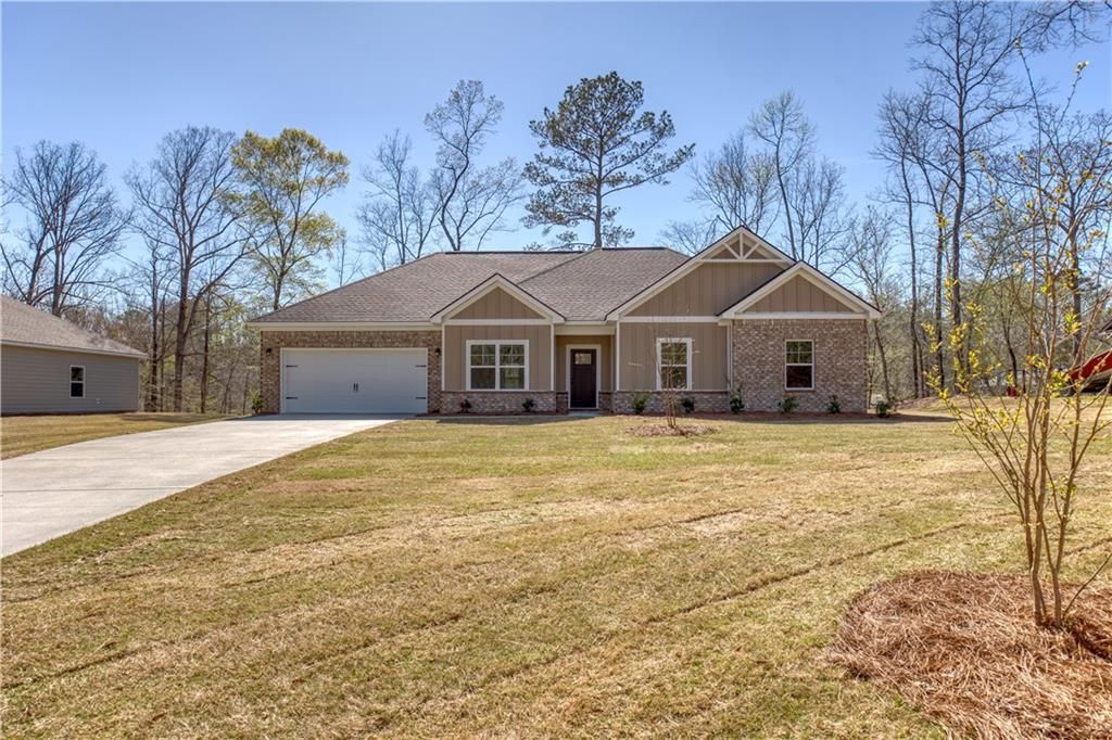204 Lee Road 2037 Rd, Salem, AL 36874