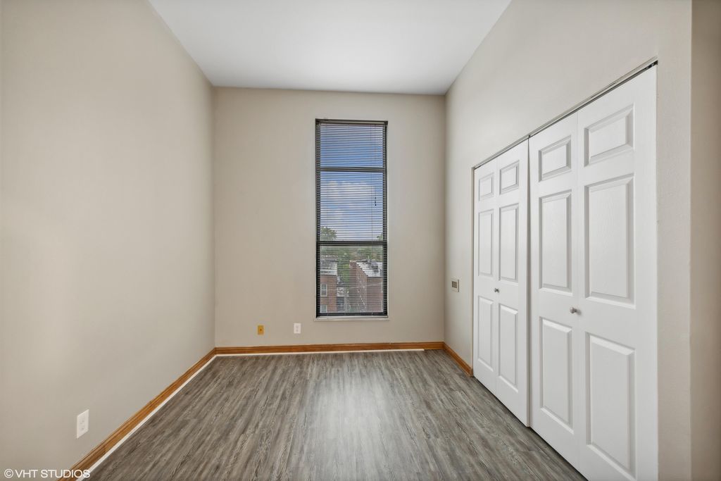 5621 Delmar Blvd, Saint Louis, MO 63112