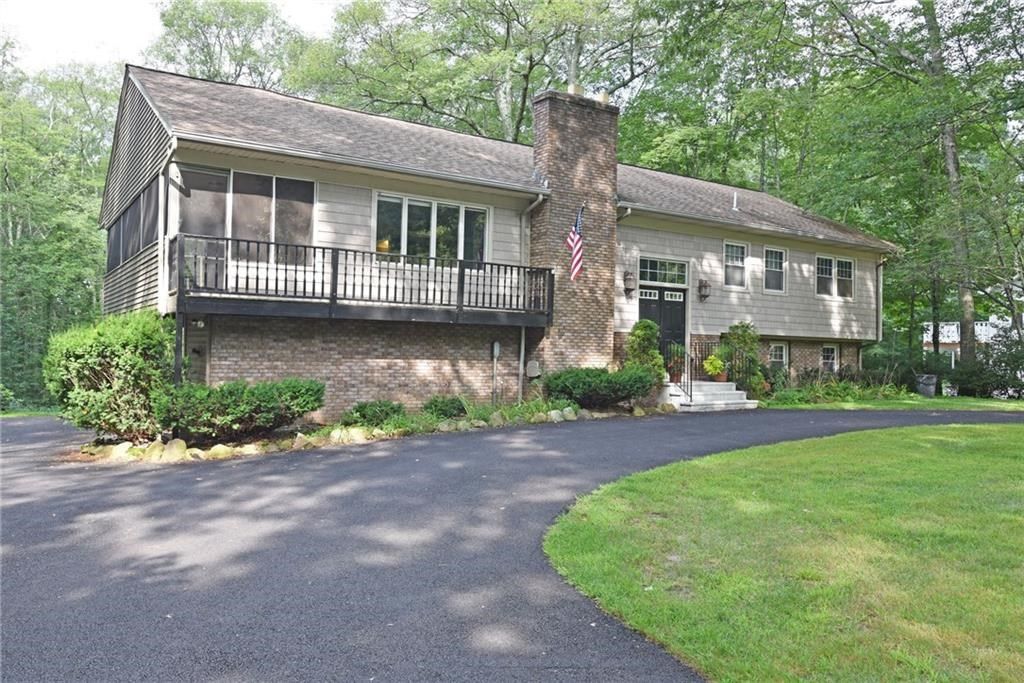 33 Ramble Rd, North Scituate, RI 3 Bed, 3 Bath SingleFamily Home