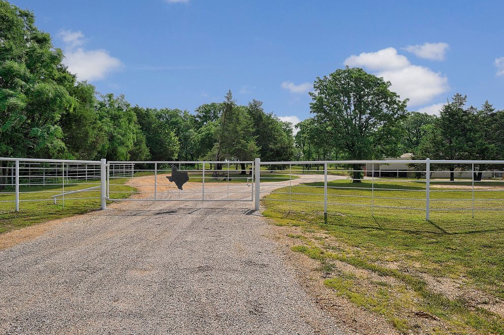 1458 County Road 107, Whitesboro, TX 76273 Trulia