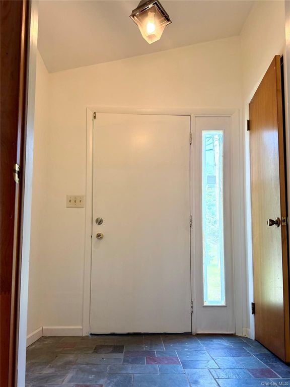 Photo 5 of 