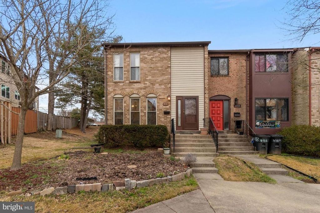 6933 Cipriano Woods Ct #6933, Lanham, MD 20706