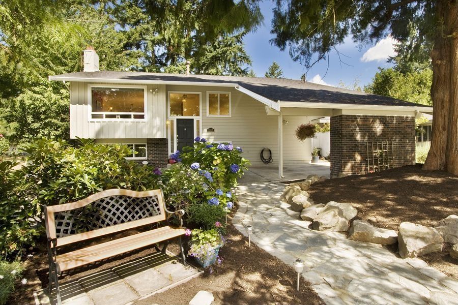 15016 NE 14th St, Bellevue, WA 98007
