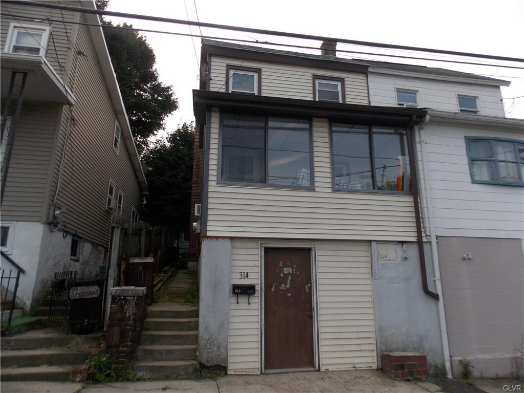 314 E Kline Ave, Lansford, PA 18232