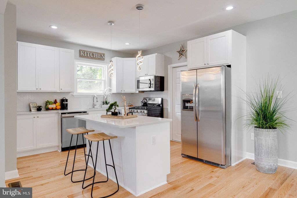 3612 Plateau Ave, Baltimore, MD 21207