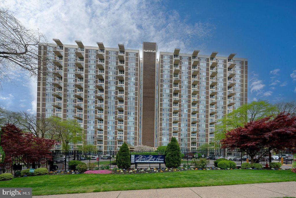3600 Conshohocken Ave 1009, Philadelphia, PA 19131 MLS PAPH2350432