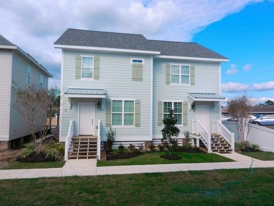 1220 Pithon St #6, Lake Charles, LA 70601