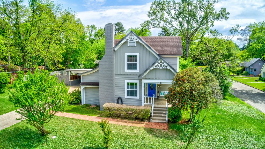 421 House St, Lufkin, TX 3 Bed, 2 Bath SingleFamily Home 63 Photos