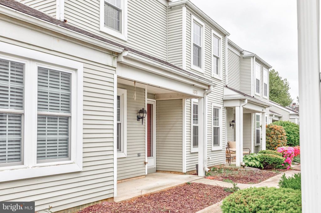 1876 Wexford Rd, Palmyra, PA 17078