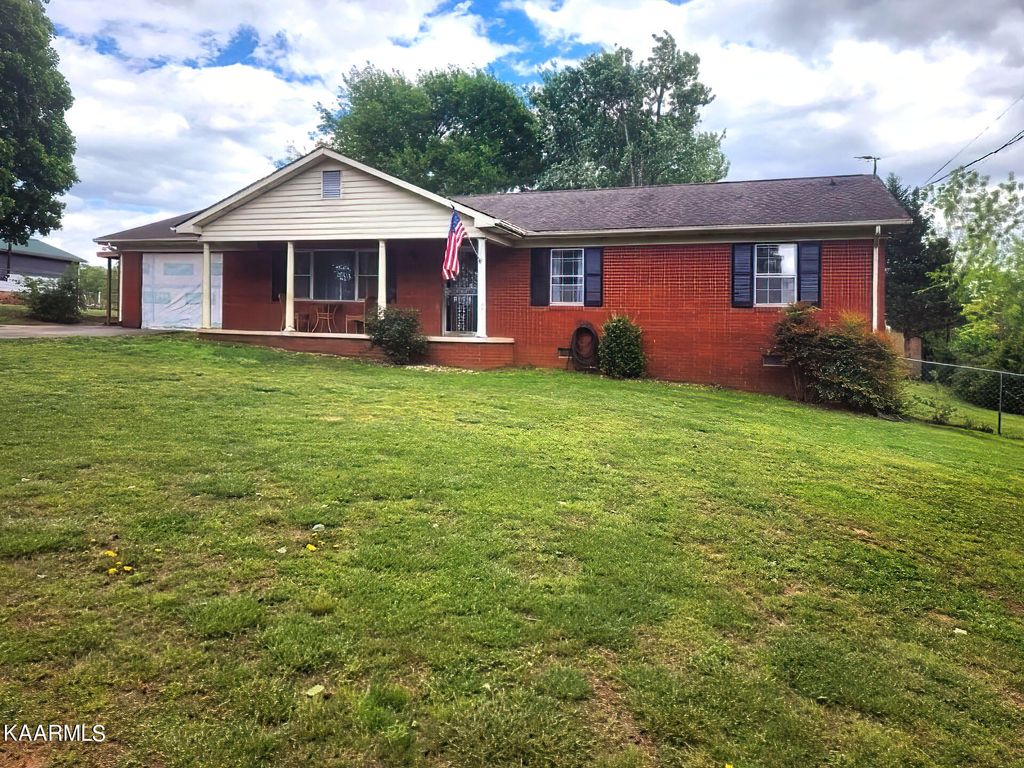 2712 Old Niles Ferry Rd, Maryville, TN 37803