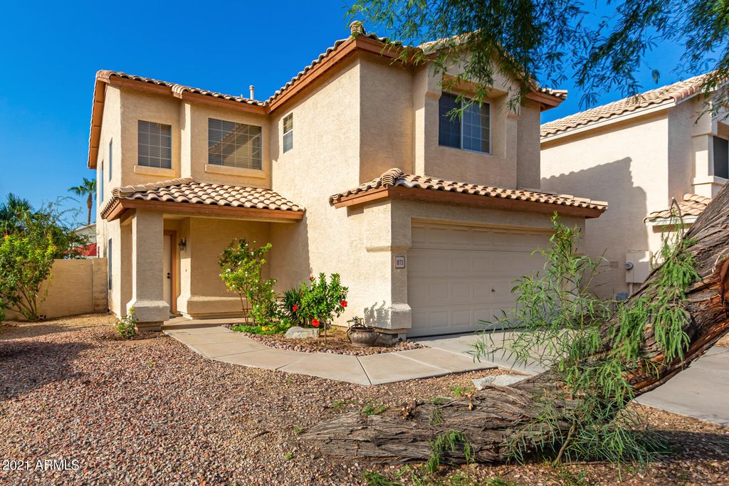 1073 W Sparrow Dr, Chandler, AZ 85286